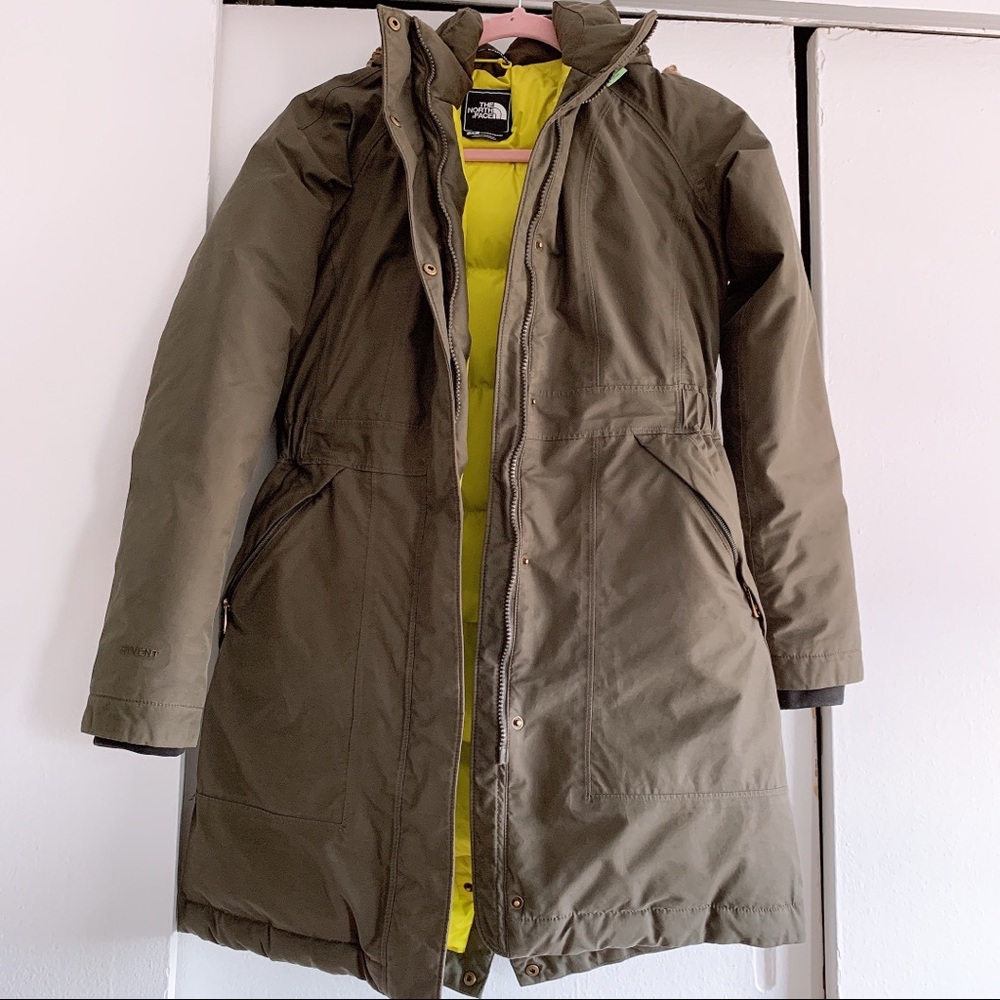 (SOLD on DEPOP) The North face Winter Jacket